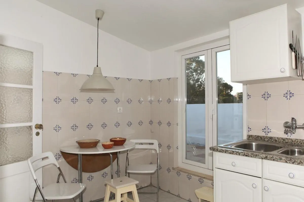 Lisboa Alegria Apartment In Principe Real 0*,