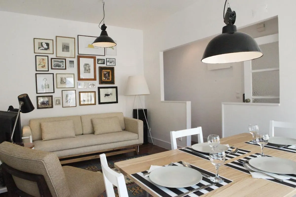 Alegria Apartment In Principe Real Lissabon 0*,